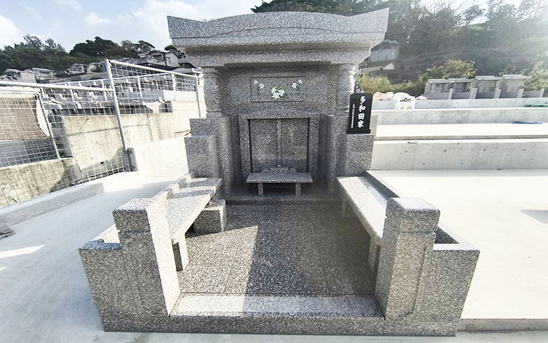 墓地・墓石がセット